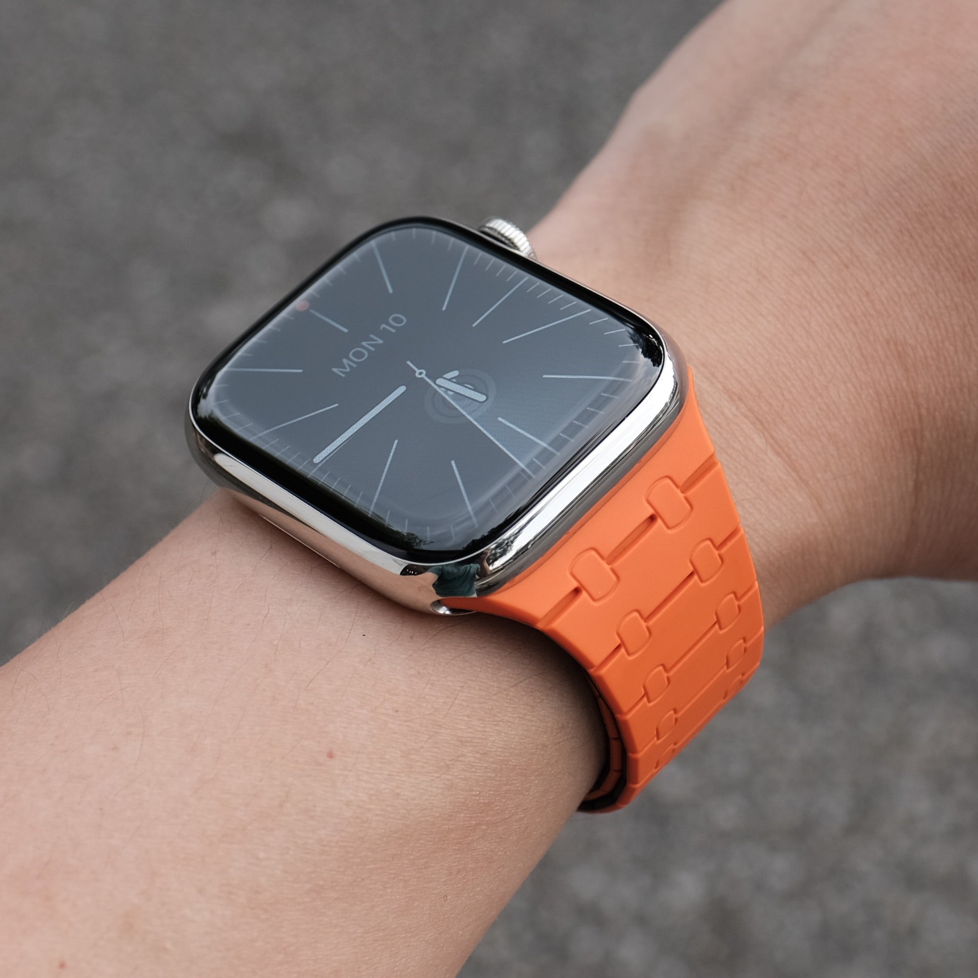 Pin & Buckle - MagnaLoop Apple Watch Band - Magnetic Loop Band for Apple Watch - Pumpkin