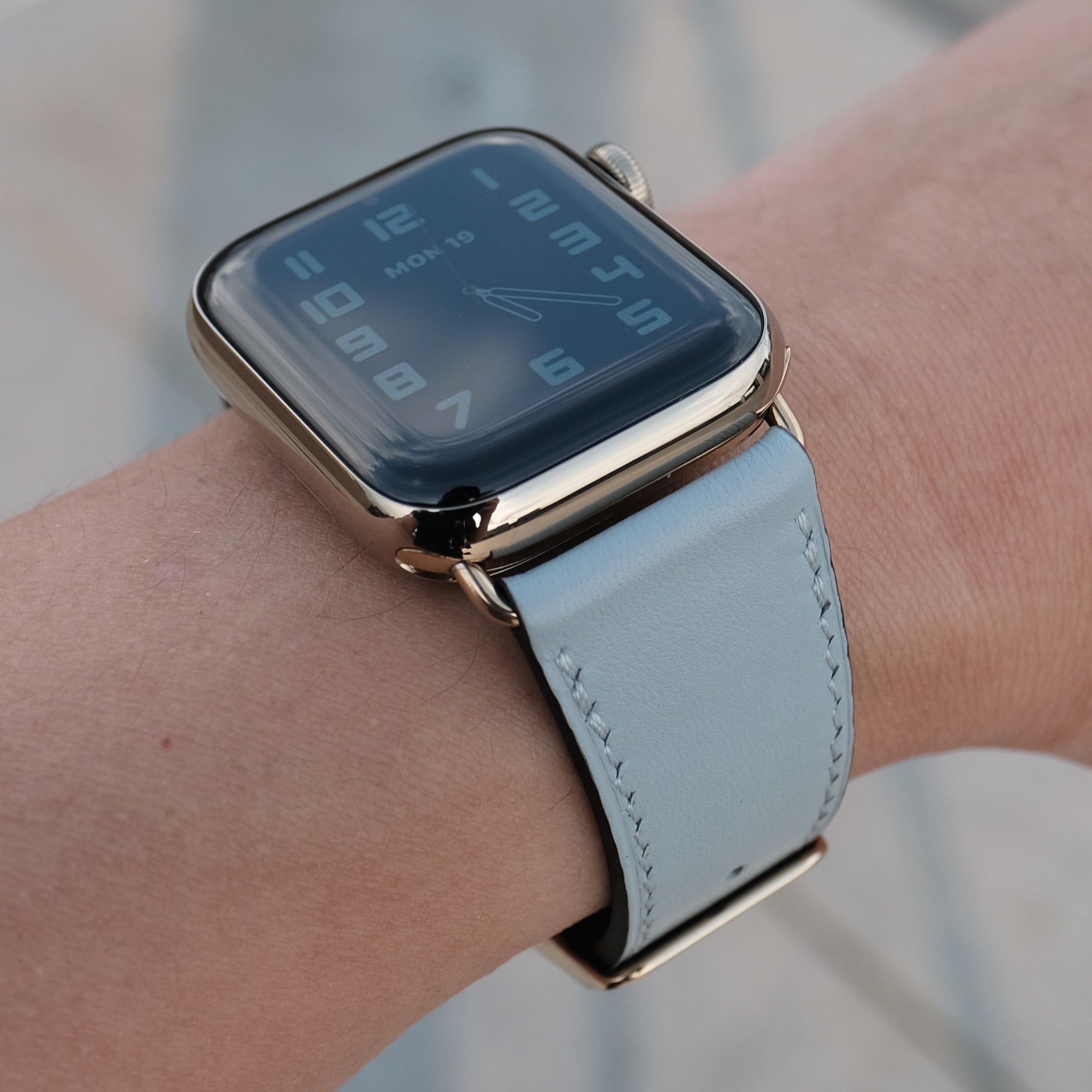 Pin & Buckle - Luxe - Leather Apple Watch Band - Blue Pea - Gold Stainless Steel Hardware