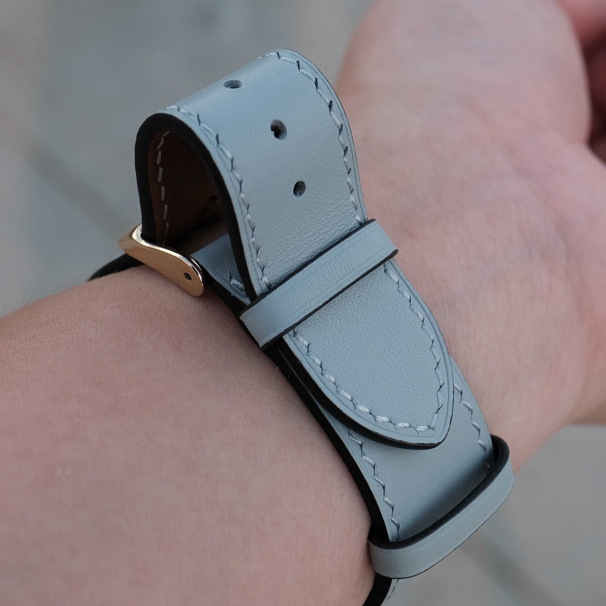 Pin & Buckle - Luxe - Leather Apple Watch Band - Blue Pea - Swift Leather