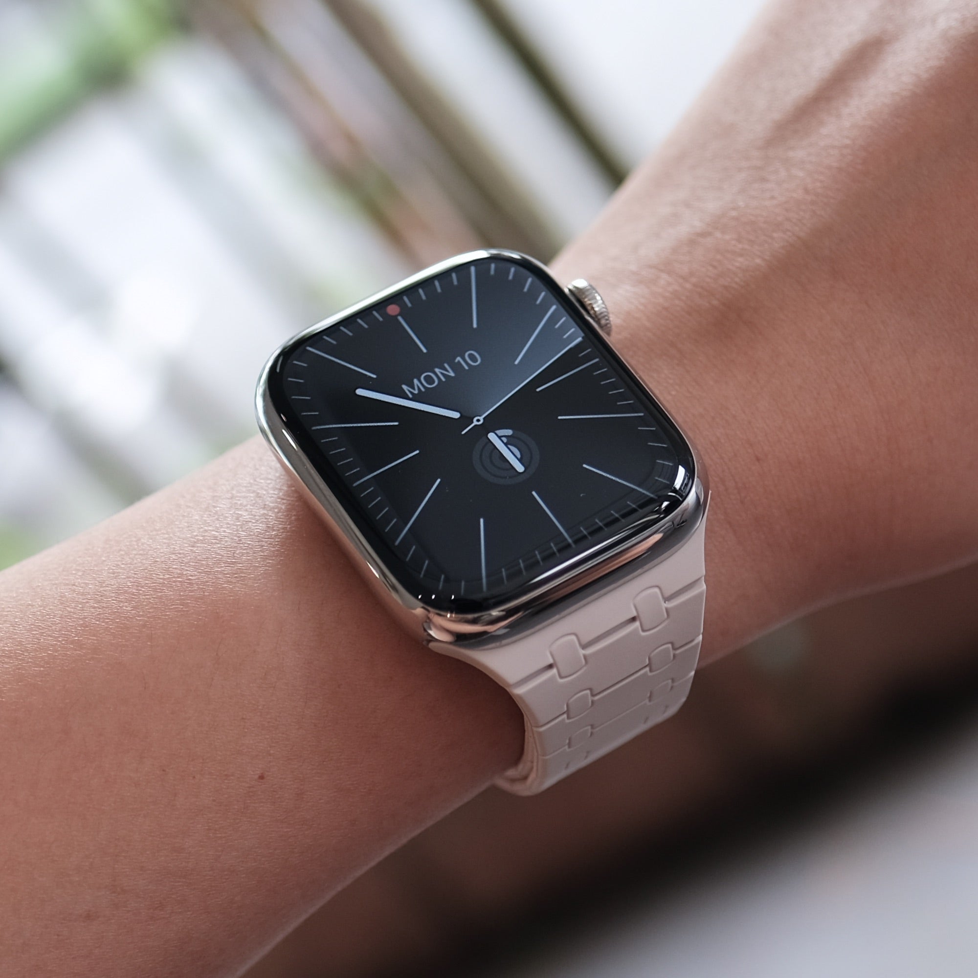 Pin & Buckle - MagnaLoop Apple Watch Band - Magnetic Loop Band for Apple Watch - Himalayan Salt