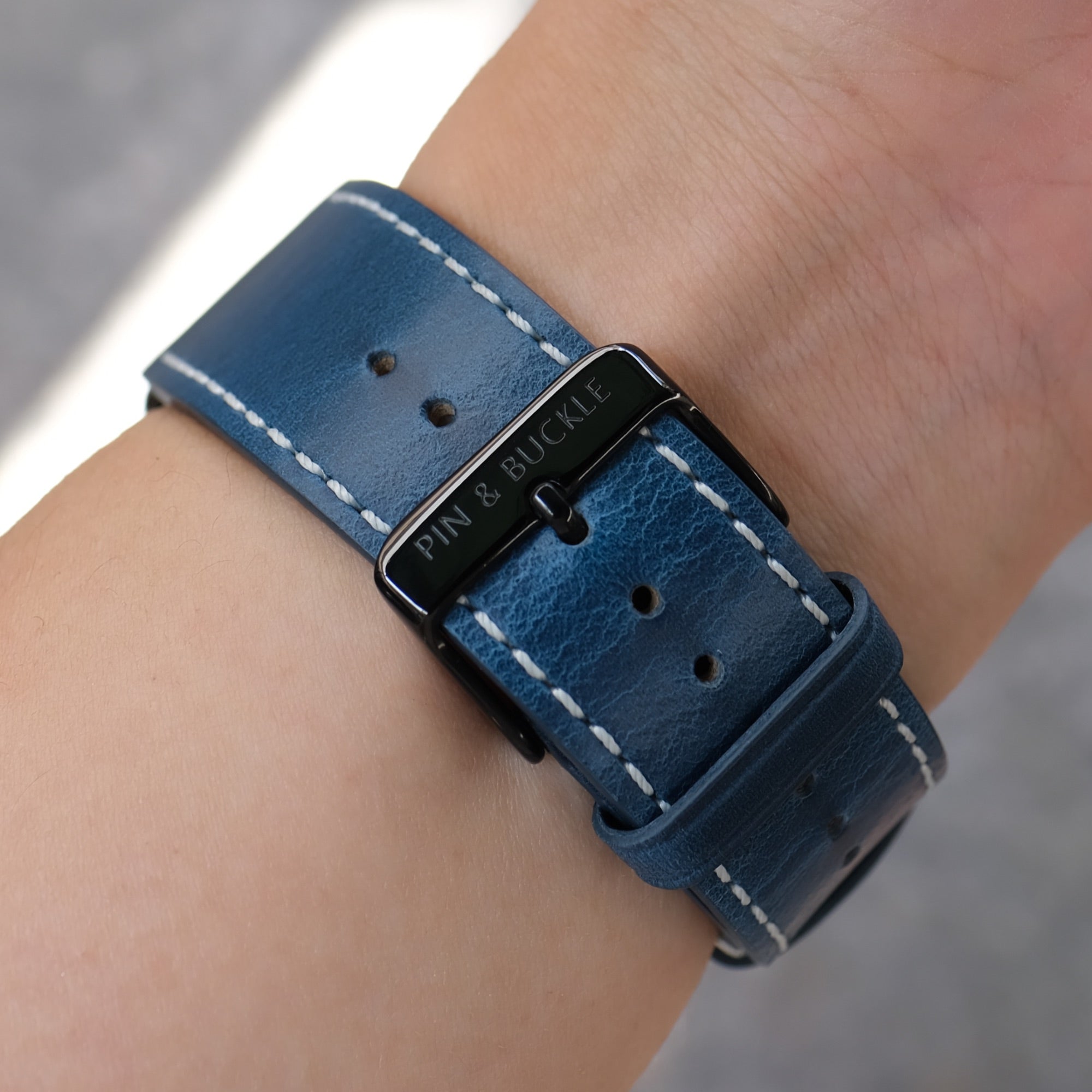 Pin and Buckle Apple Watch Bands - Full Grain Vegetable Tanned Leather - Luxe - Ocean Blue - Black - Buckle