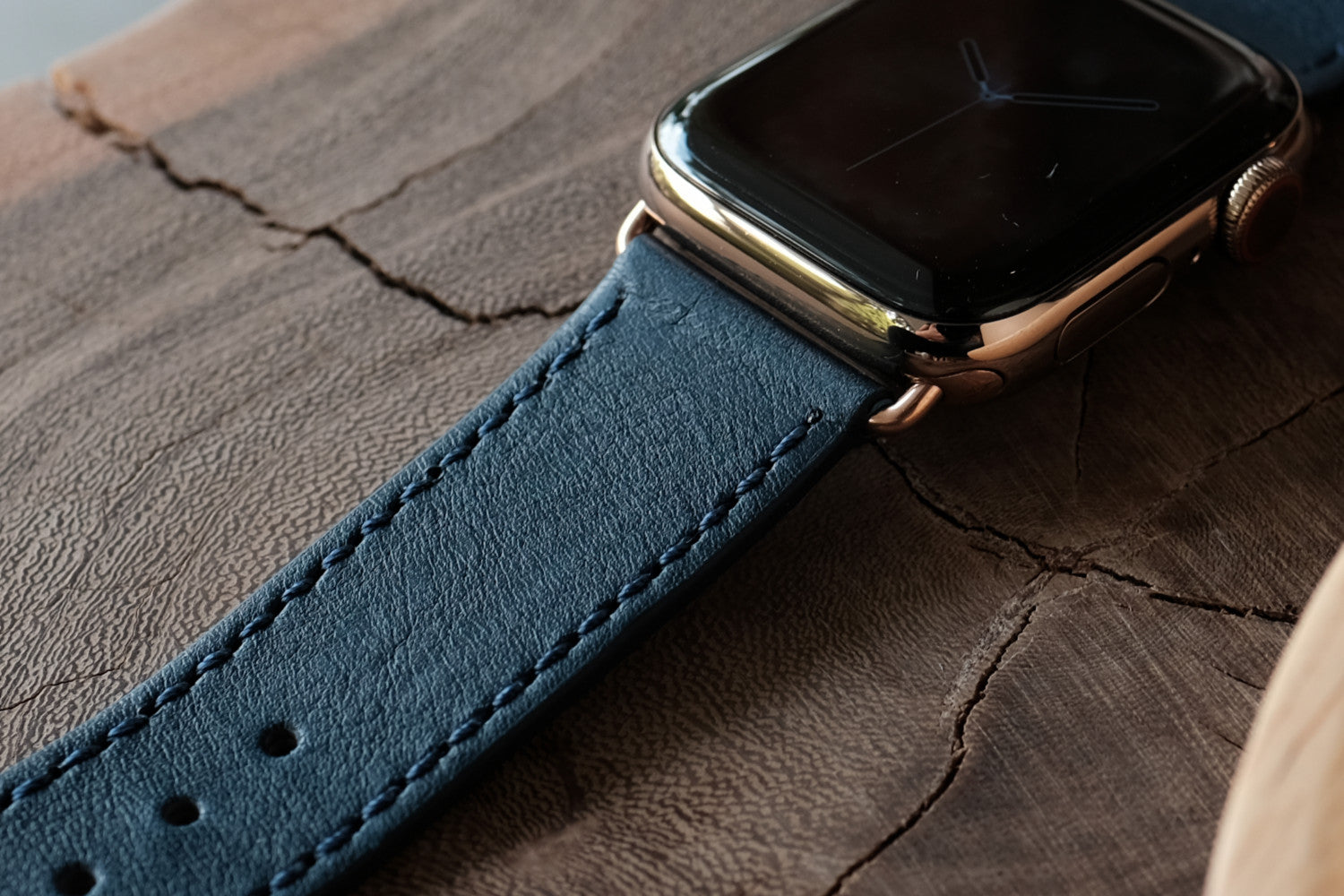 Pin and Buckle Apple Watch Bands - Luxe - Full Grain Vegetable Tanned Leather Apple Watch Band - Cobalt - Full Grain Vegetable Tanned Leather