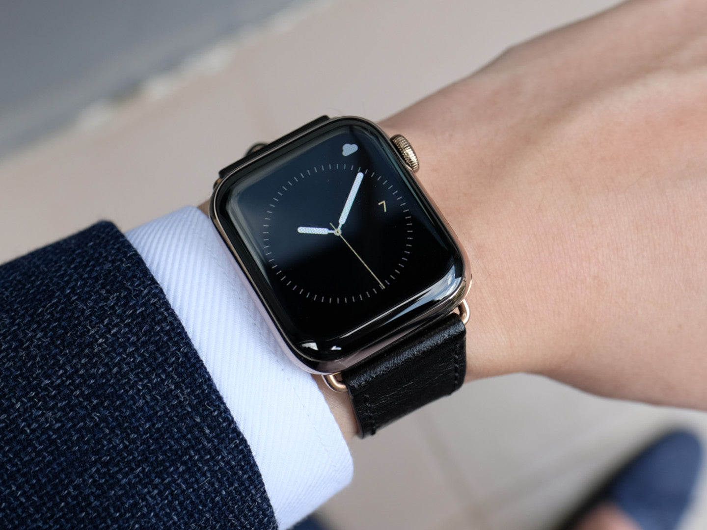 Pin and Buckle Apple Watch Leather Bands - Full Grain Vegetable Tanned Leather - Luxe - Nero Black - Simple - Weather Conditions - Pollen