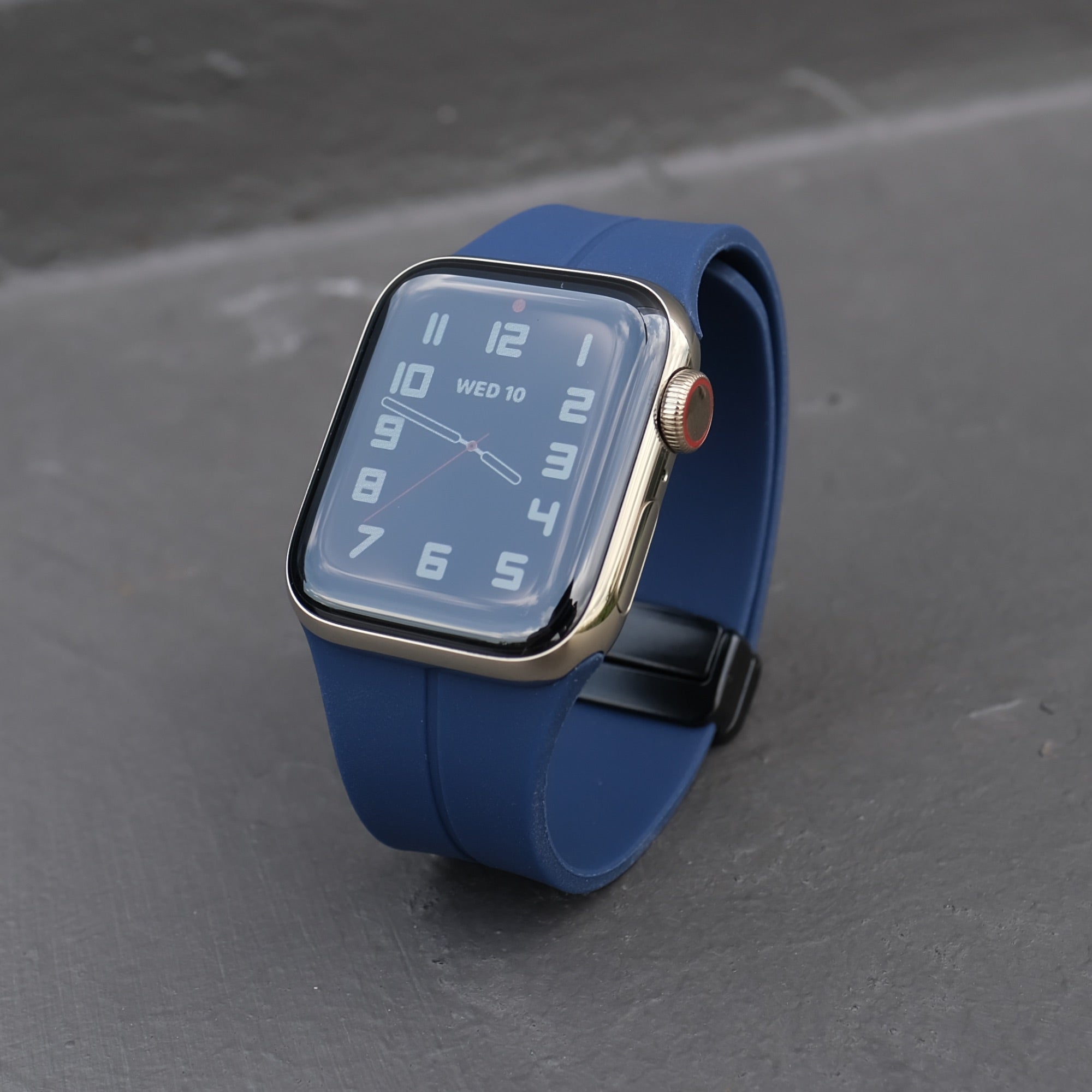 Pin and Buckle - Sport Flex Apple Watch Band - Deep Blue