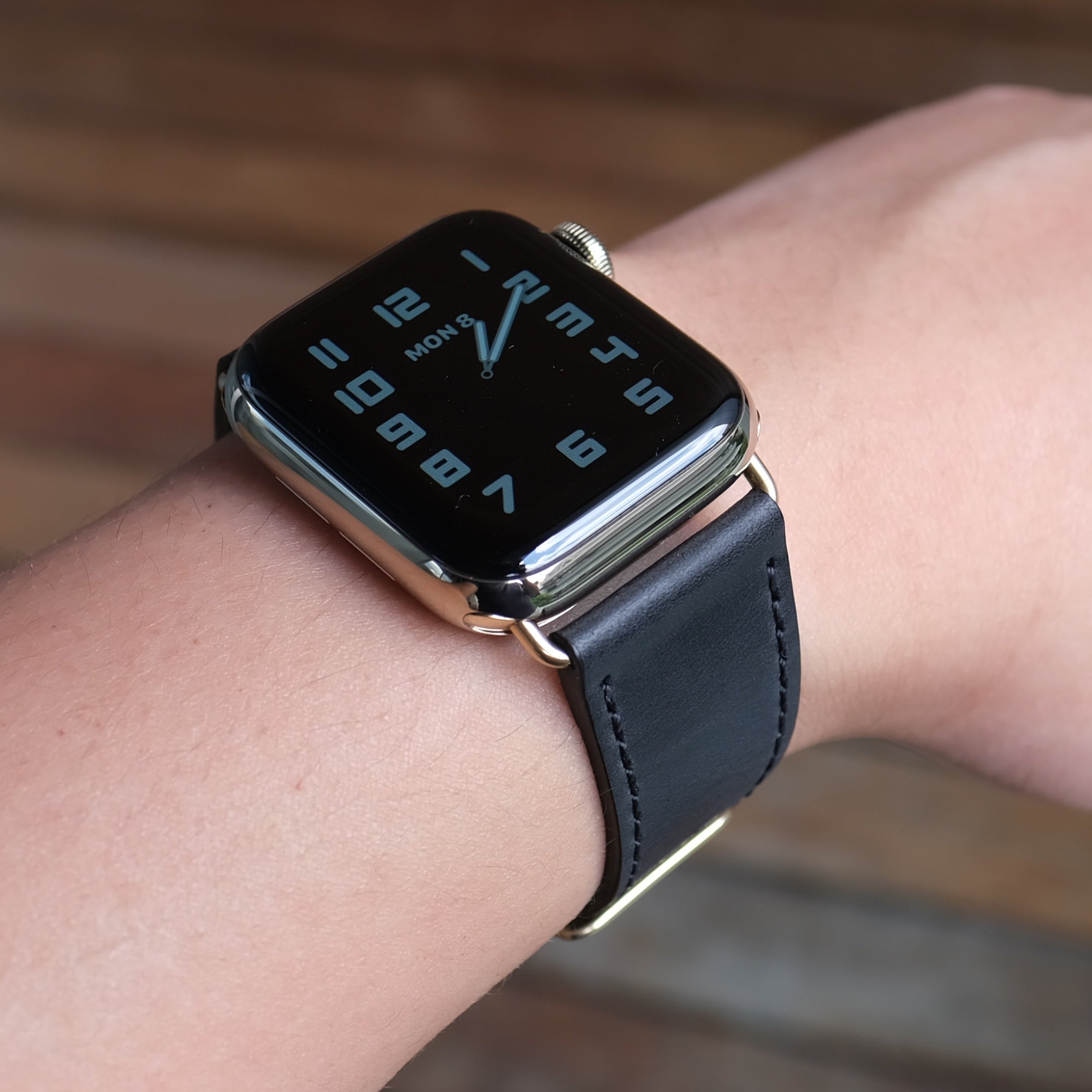 Luxe Leather Apple Watch Strap - Nero Black