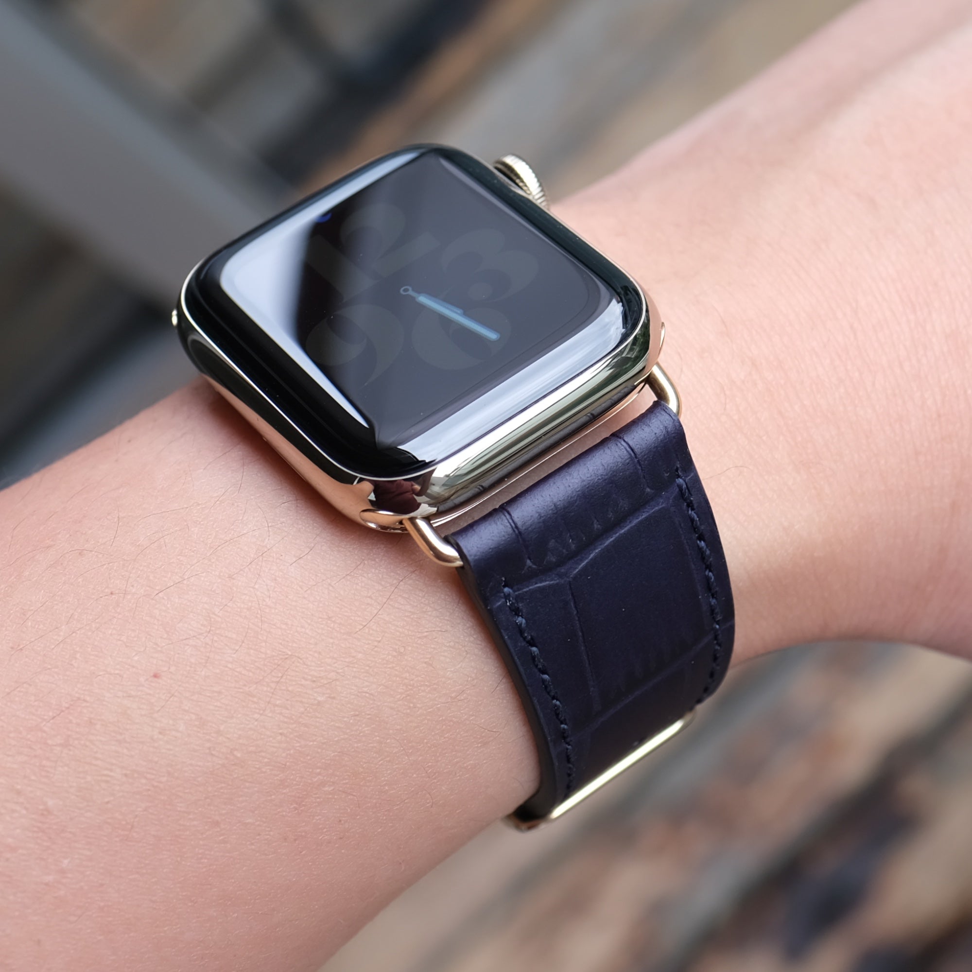Embossed Leather Apple Watch Band - Midnight Blue - Pin & Buckle